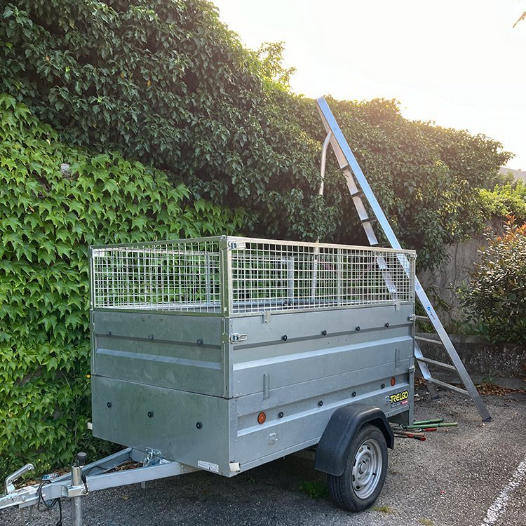 <strong>Taille de haies</strong> <small>© Philippe Serre</small>